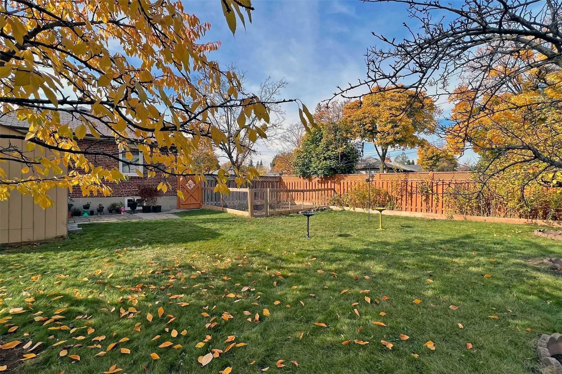 63 Lynvalley Cres, Toronto, ON M1R2V1 | 3 Bedroom 2 Bathroom Detached House | Image 40