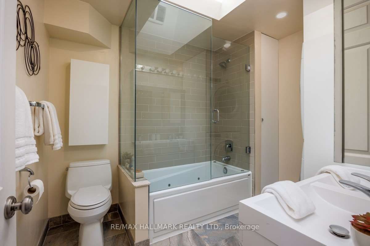 200 Linsmore Cres, Toronto, ON M4J4L4 | 4 Bedroom 4 Bathroom Detached House | Image 27