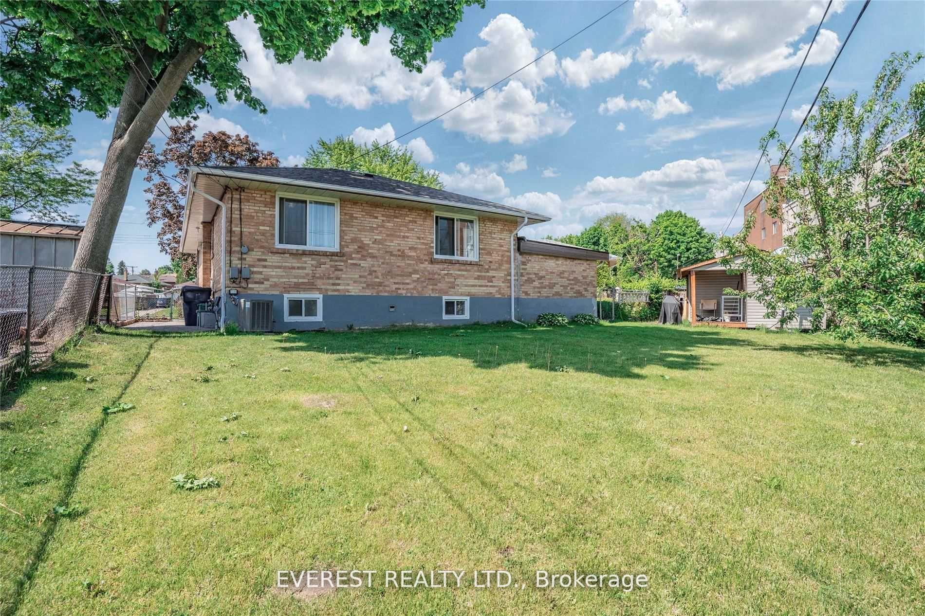 14 Biltmore Crt, Toronto, ON M1J1Y4 | 3 Bedroom 2 Bathroom Detached House | Image 10