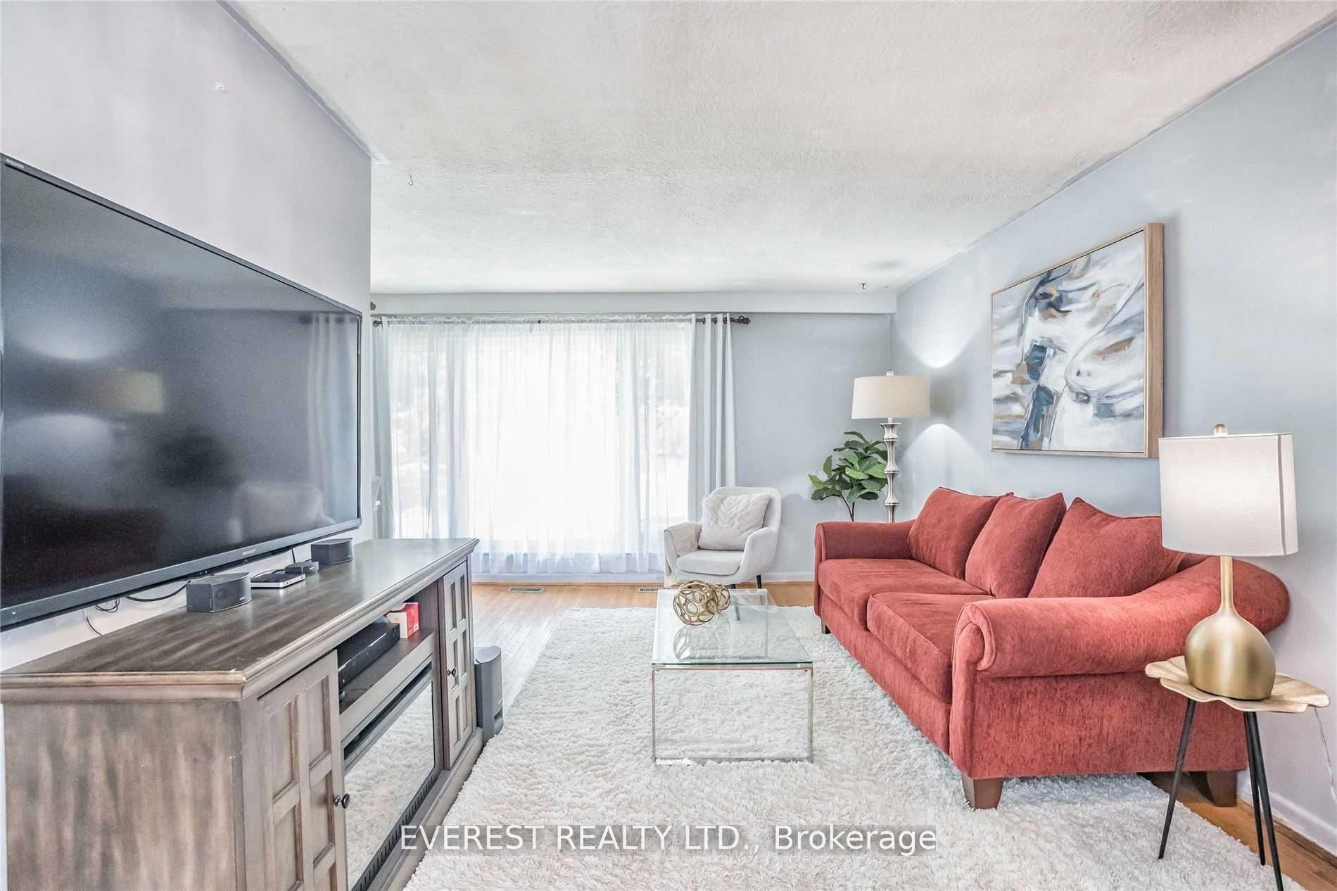 14 Biltmore Crt, Toronto, ON M1J1Y4 | 3 Bedroom 2 Bathroom Detached House | Image 6