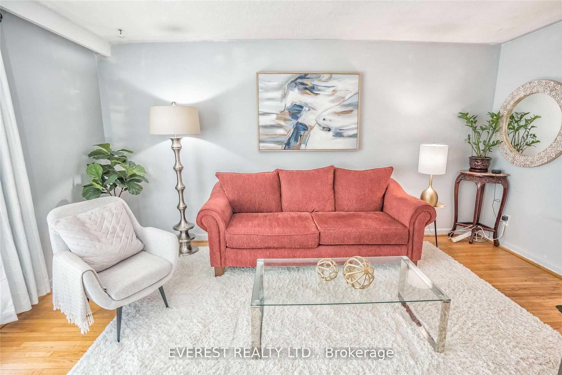 14 Biltmore Crt, Toronto, ON M1J1Y4 | 3 Bedroom 2 Bathroom Detached House | Image 8