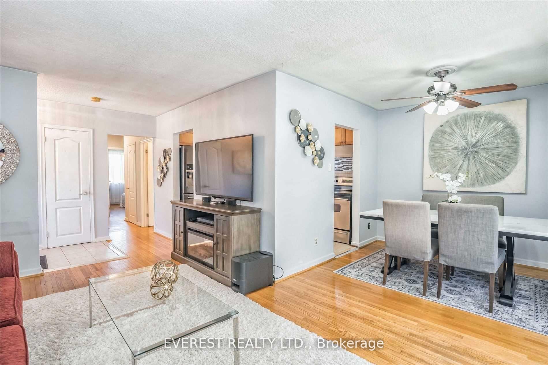 14 Biltmore Crt, Toronto, ON M1J1Y4 | 3 Bedroom 2 Bathroom Detached House | Image 9