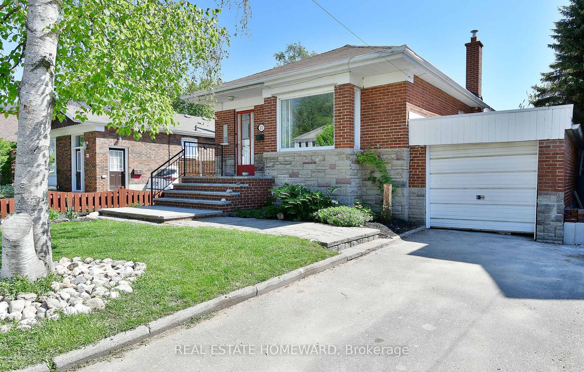 87 Vanbrugh Ave, Toronto, ON M1N3T4 | 3 Bedroom 2 Bathroom Detached House | Image 1