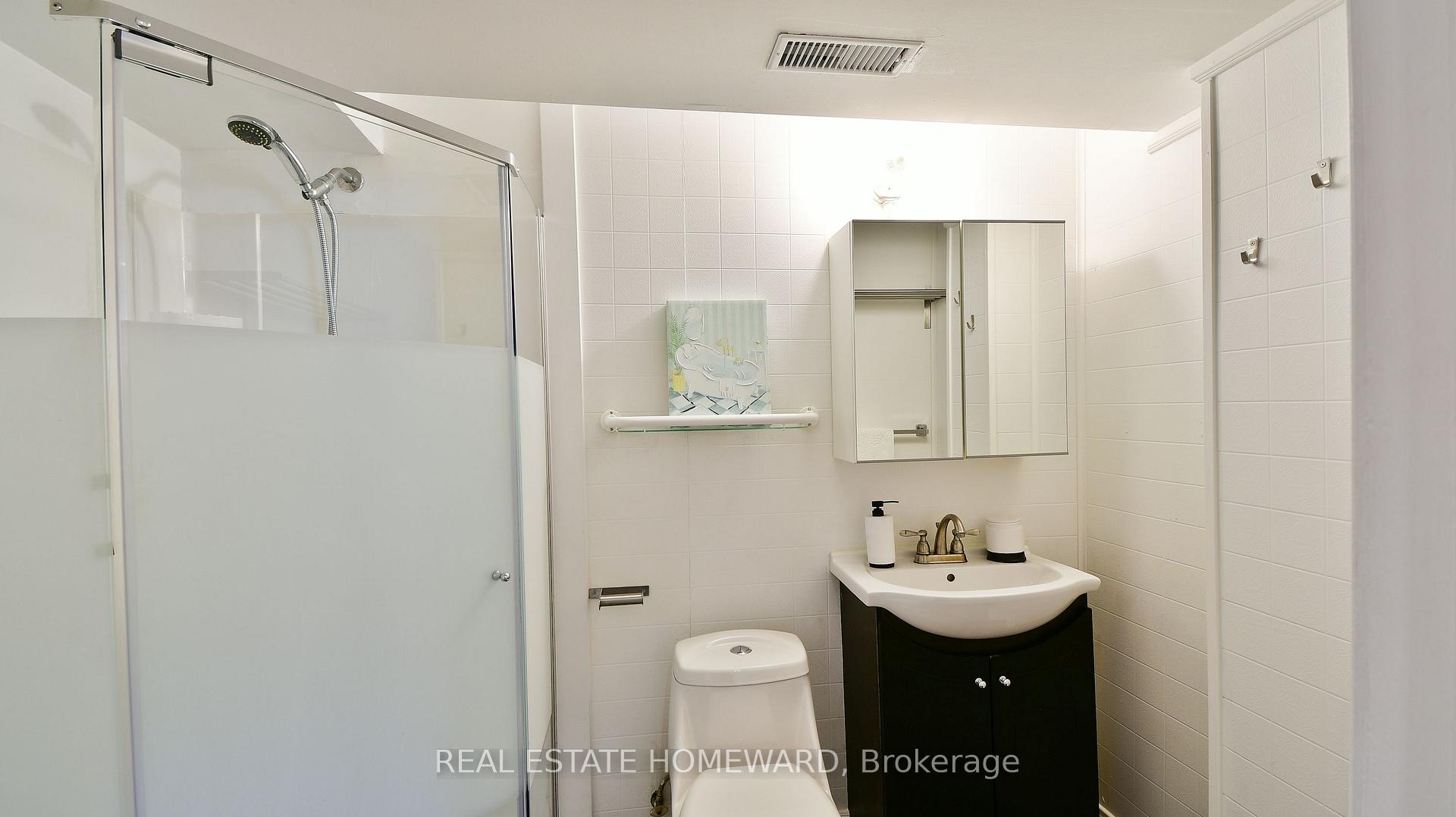 87 Vanbrugh Ave, Toronto, ON M1N3T4 | 3 Bedroom 2 Bathroom Detached House | Image 34