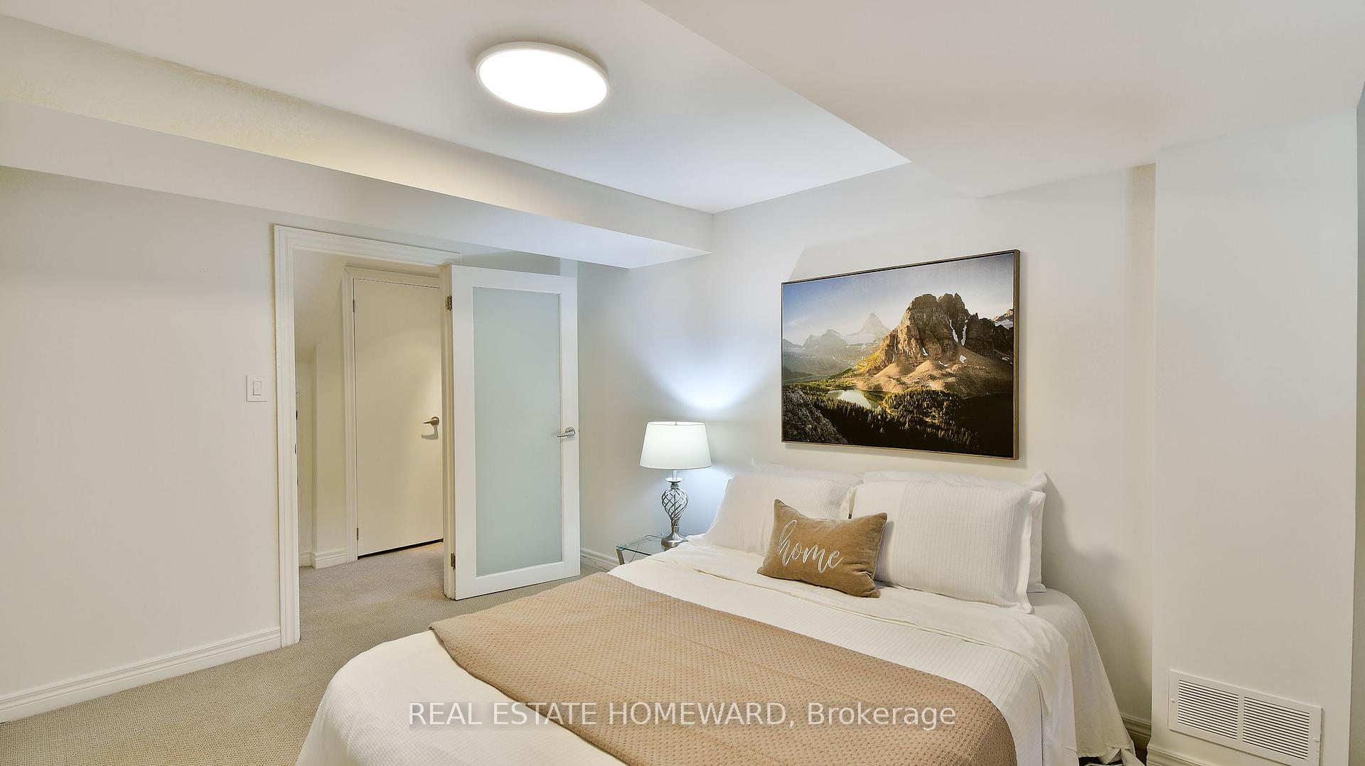 87 Vanbrugh Ave, Toronto, ON M1N3T4 | 3 Bedroom 2 Bathroom Detached House | Image 35