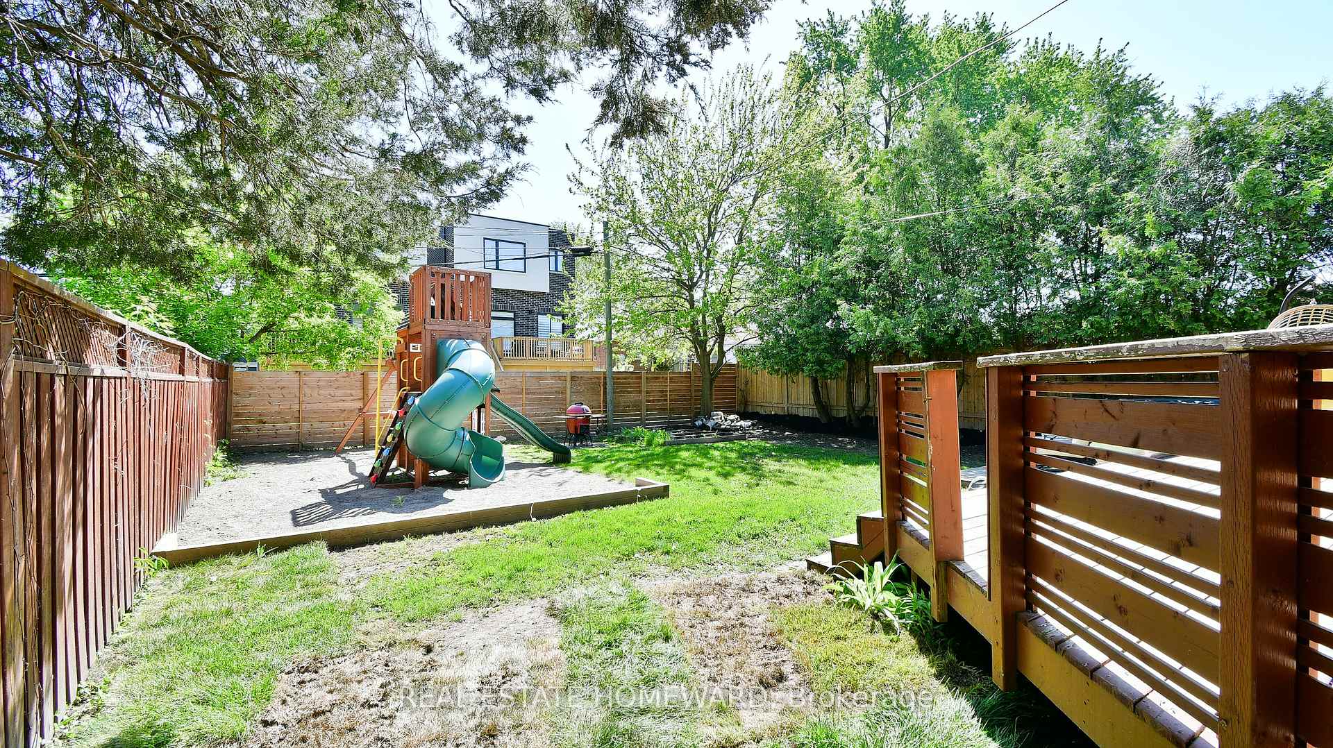 87 Vanbrugh Ave, Toronto, ON M1N3T4 | 3 Bedroom 2 Bathroom Detached House | Image 5