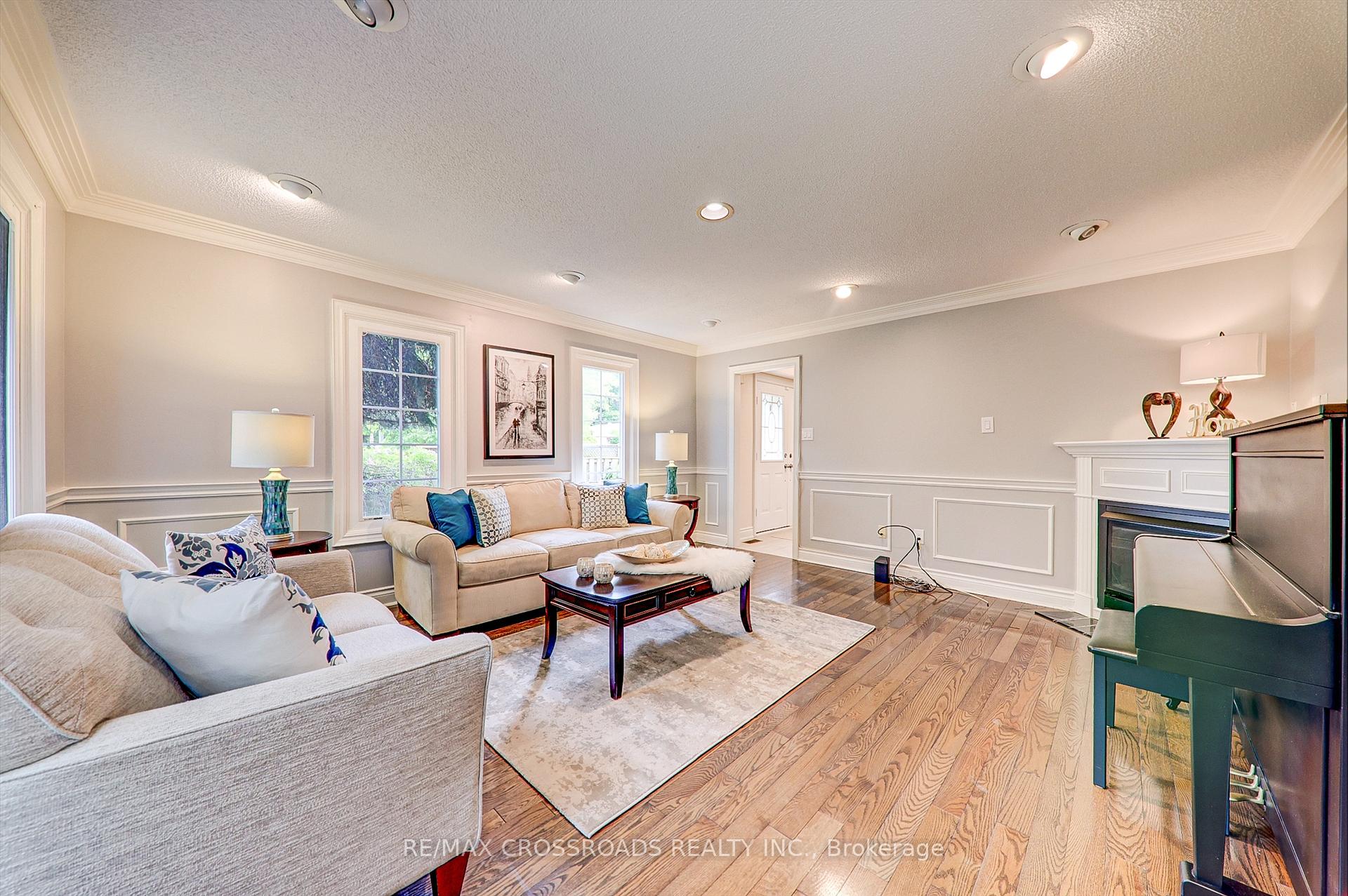 262 Danzig St, Toronto, ON M1E2L6 | 4 Bedroom 4 Bathroom Detached House | Image 10