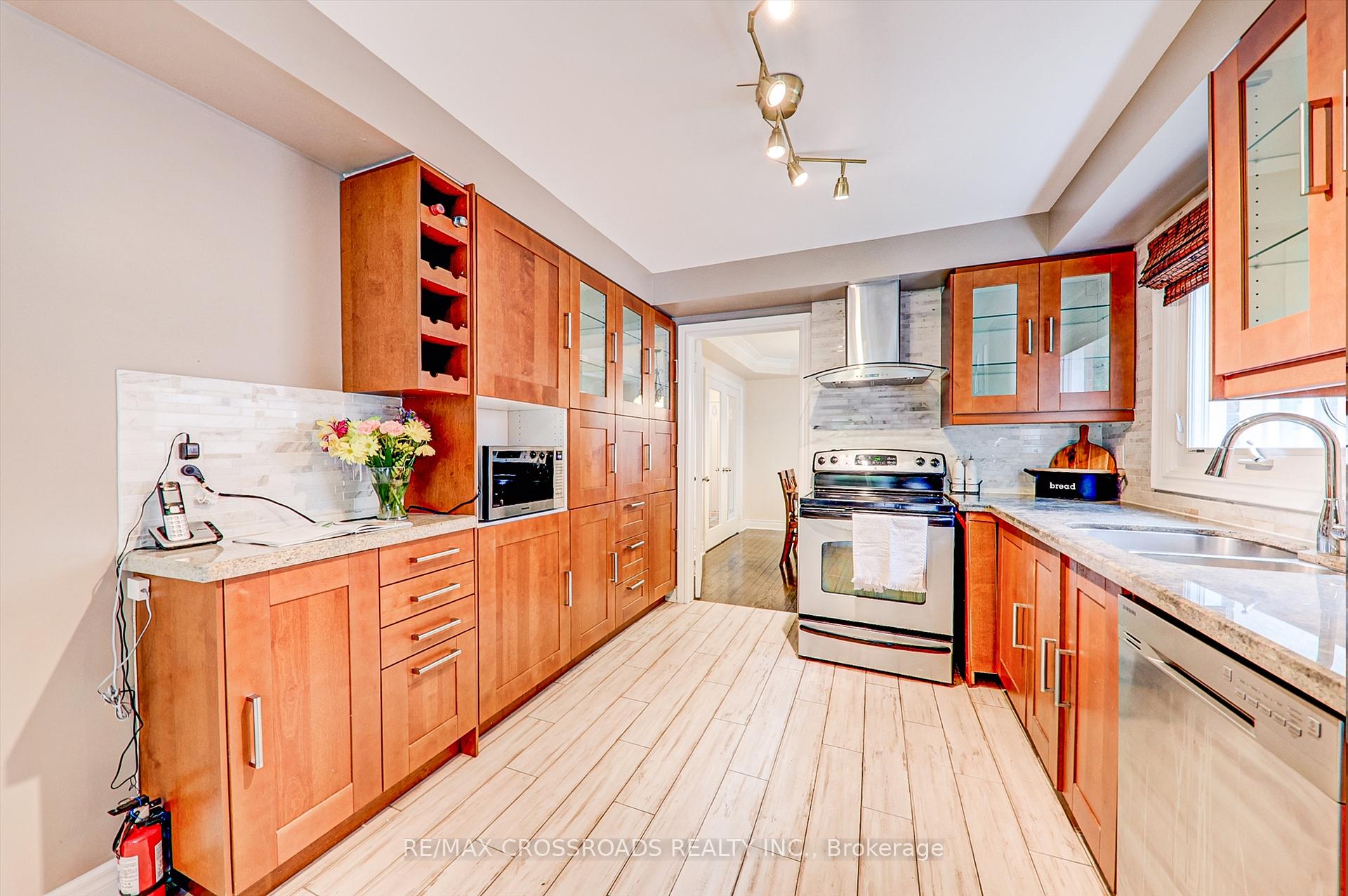 262 Danzig St, Toronto, ON M1E2L6 | 4 Bedroom 4 Bathroom Detached House | Image 13