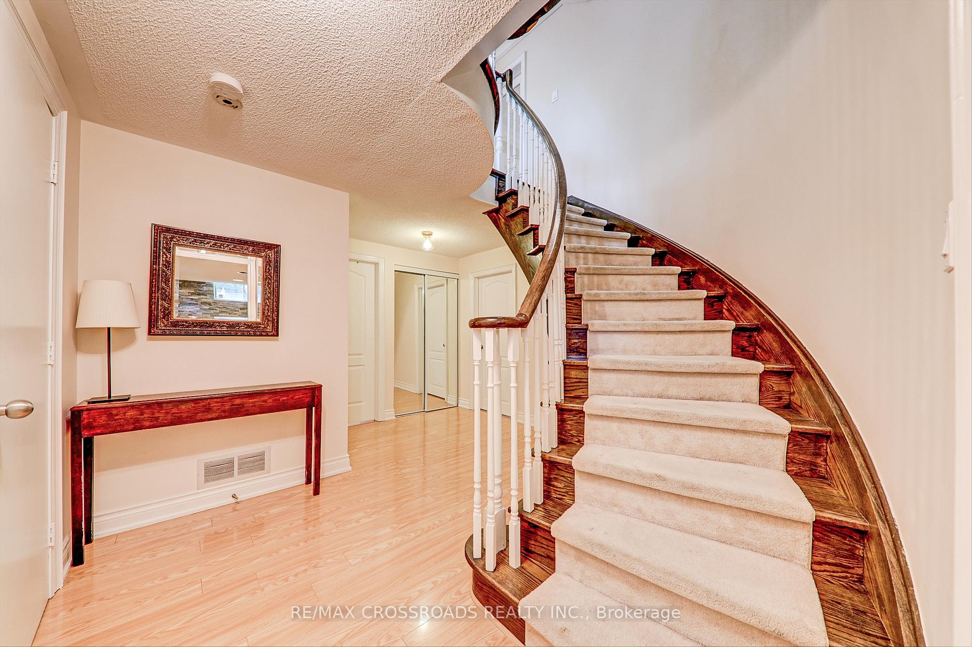 262 Danzig St, Toronto, ON M1E2L6 | 4 Bedroom 4 Bathroom Detached House | Image 16