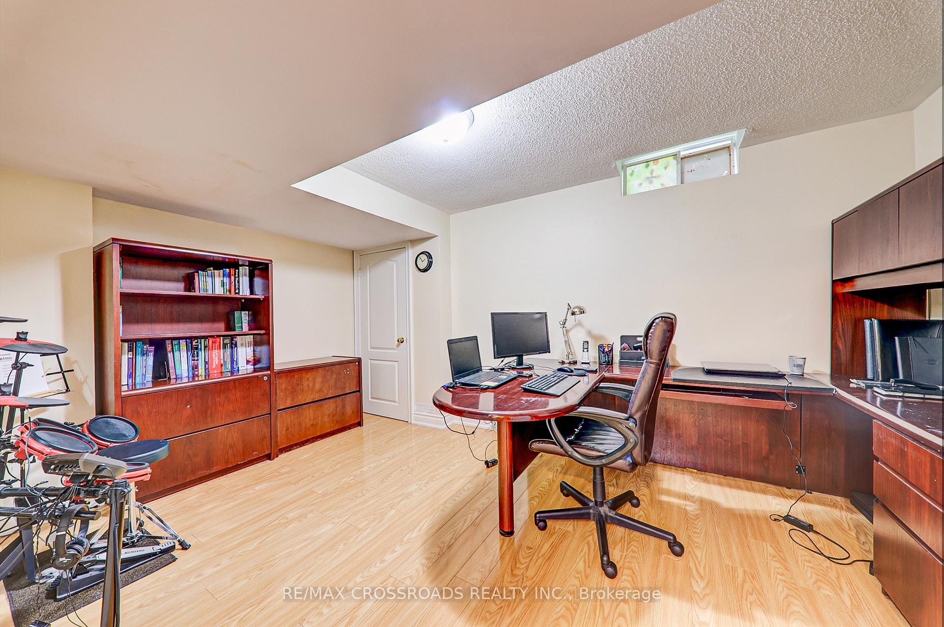 262 Danzig St, Toronto, ON M1E2L6 | 4 Bedroom 4 Bathroom Detached House | Image 34