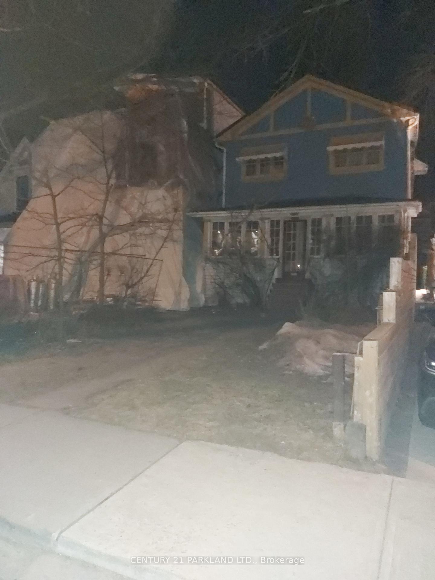 85 Kenilworth Ave, Toronto, ON M4L3S4 | 3 Bedroom 2 Bathroom Detached House | Image 1