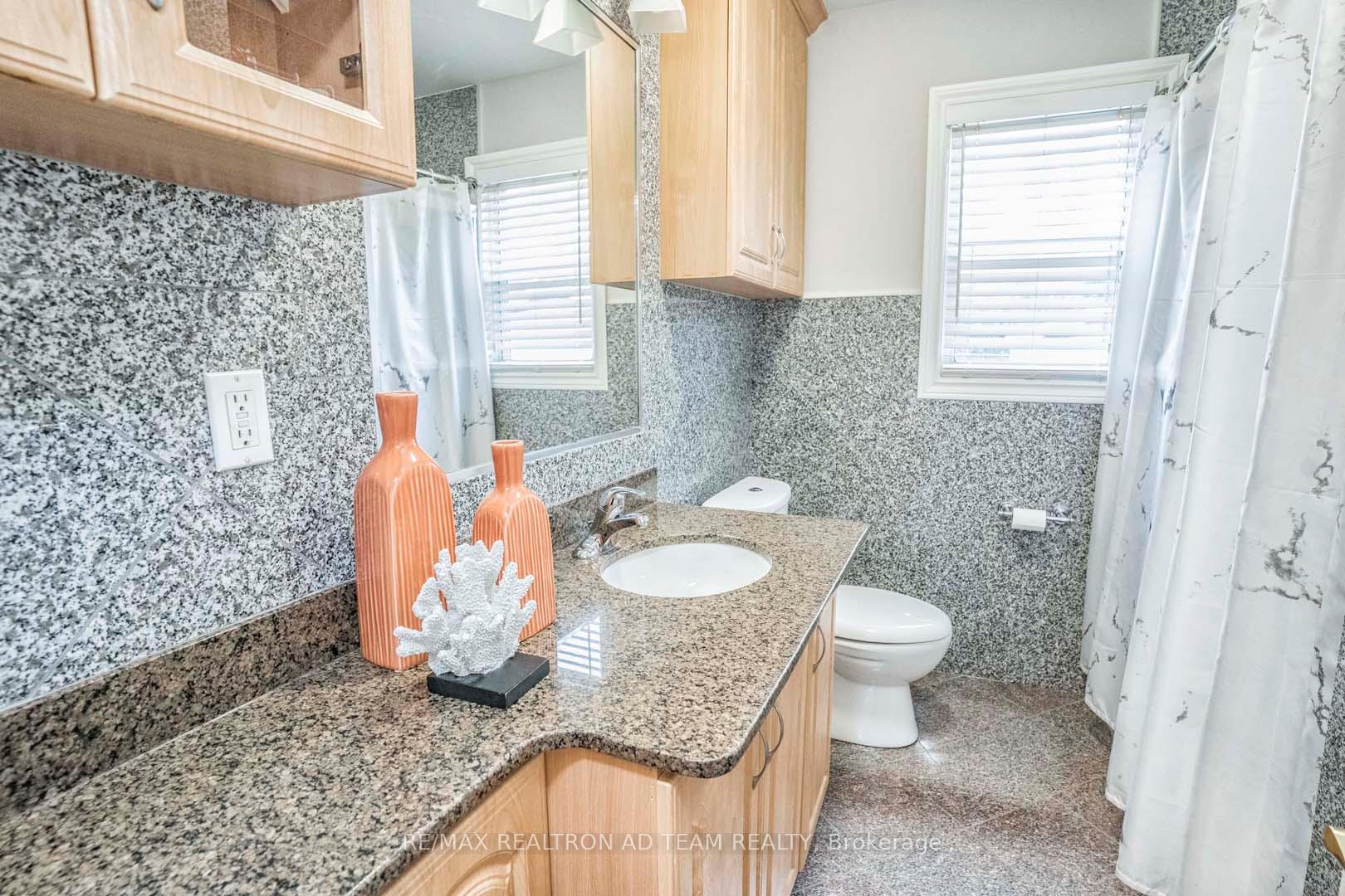 110 Seminole Ave, Toronto, ON M1J1N7 | 3 Bedroom 2 Bathroom Detached House | Image 19