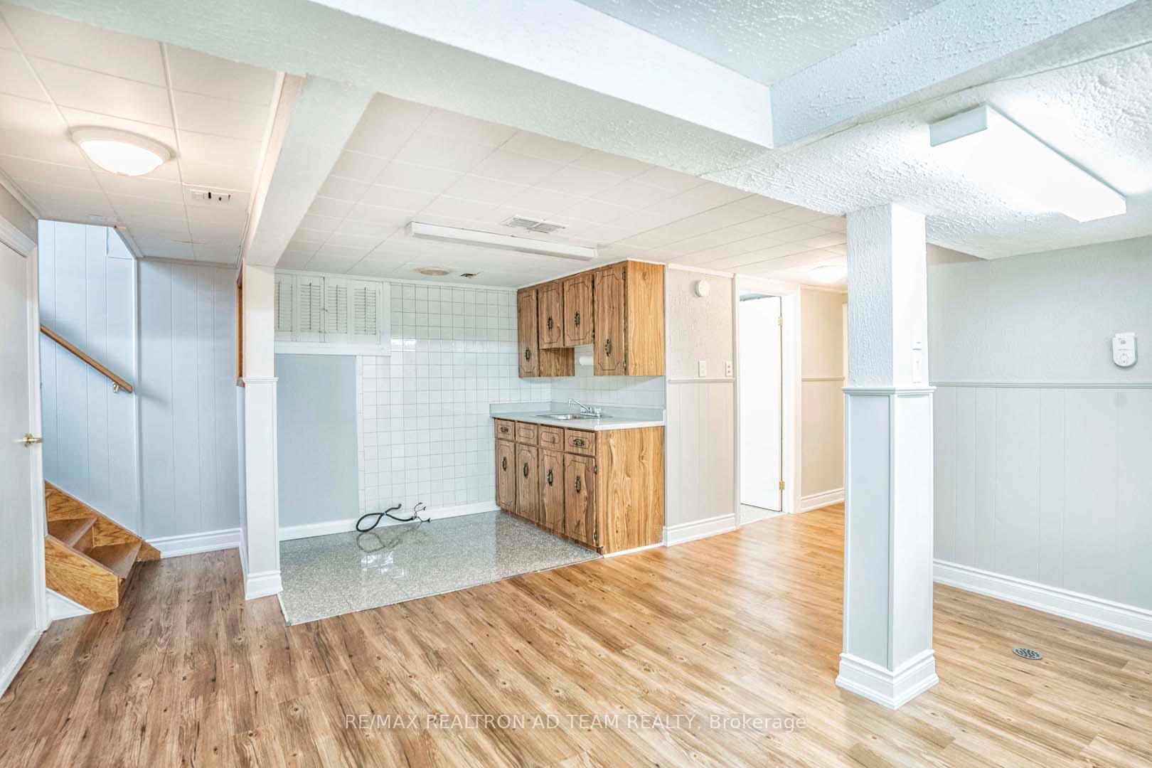 110 Seminole Ave, Toronto, ON M1J1N7 | 3 Bedroom 2 Bathroom Detached House | Image 25