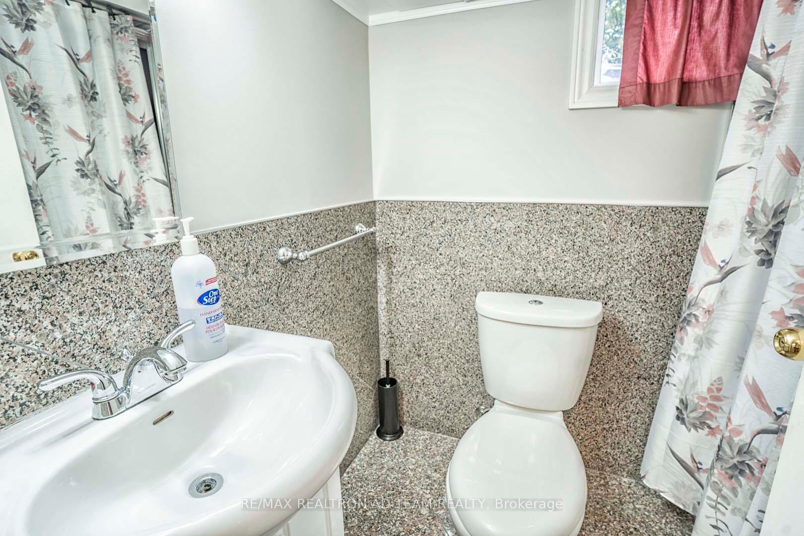 110 Seminole Ave, Toronto, ON M1J1N7 | 3 Bedroom 2 Bathroom Detached House | Image 30