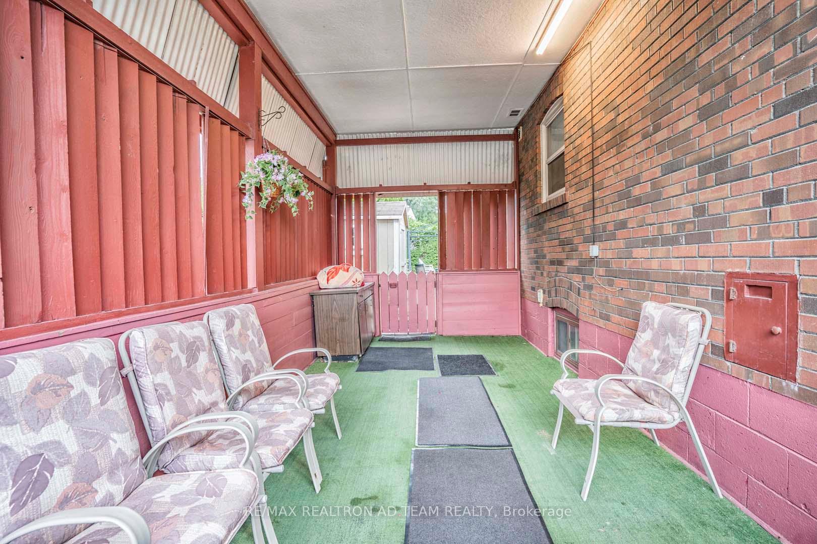 110 Seminole Ave, Toronto, ON M1J1N7 | 3 Bedroom 2 Bathroom Detached House | Image 31