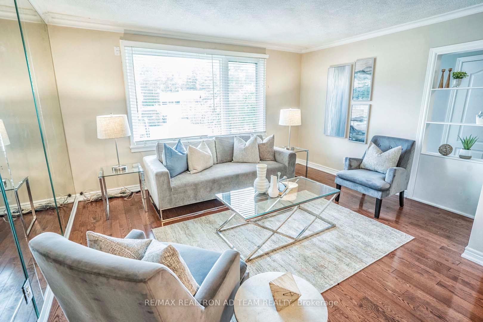 110 Seminole Ave, Toronto, ON M1J1N7 | 3 Bedroom 2 Bathroom Detached House | Image 7