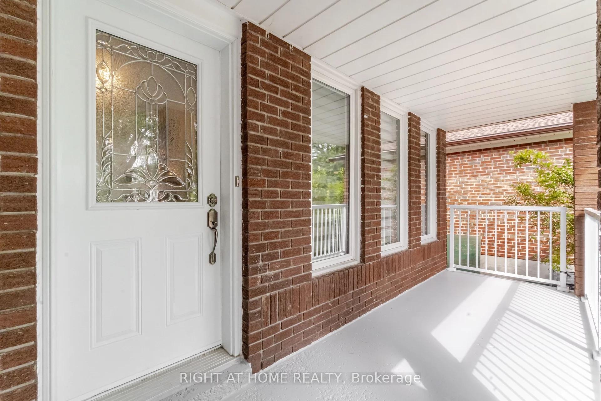 156 Orton Park Rd, Toronto, ON M1G3H1 | 4 Bedroom 2 Bathroom Detached House | Image 3