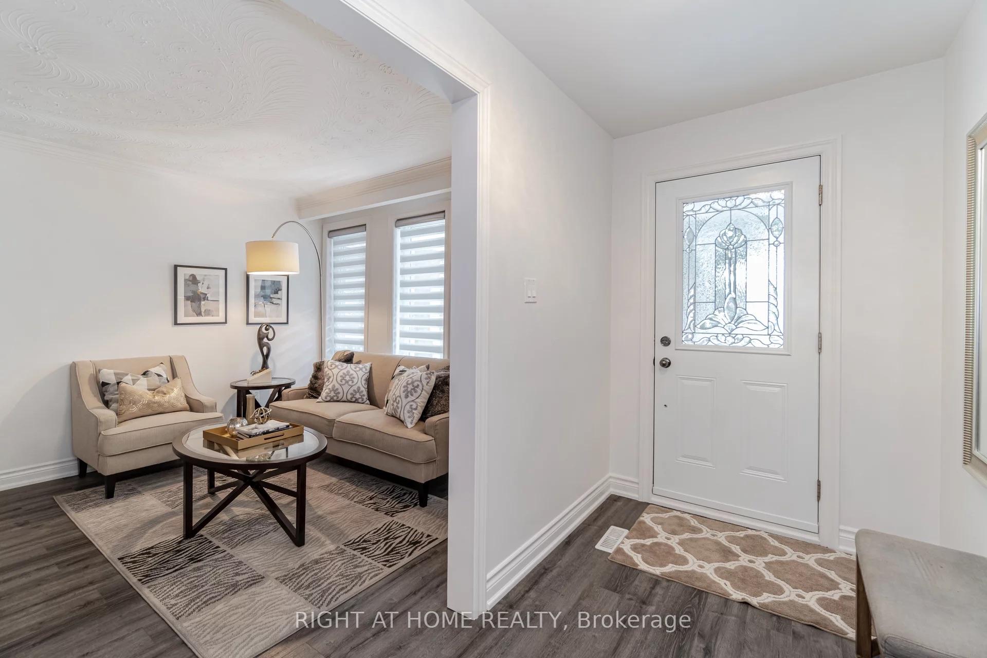 156 Orton Park Rd, Toronto, ON M1G3H1 | 4 Bedroom 2 Bathroom Detached House | Image 4