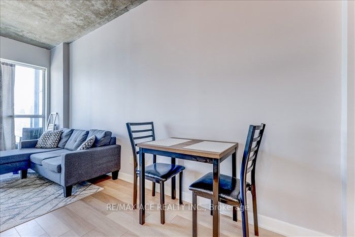 16 Colonial Ave, Toronto, ON M1M2C2 | 3 Bedroom 2 Bathroom Detached House | Image 15