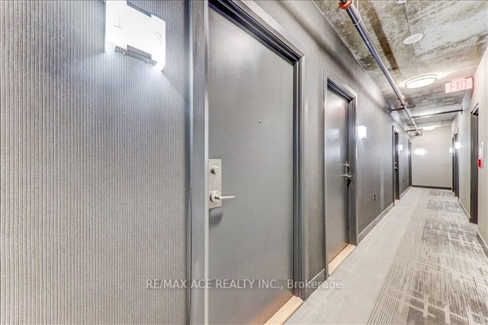 16 Colonial Ave, Toronto, ON M1M2C2 | 3 Bedroom 2 Bathroom Detached House | Image 6