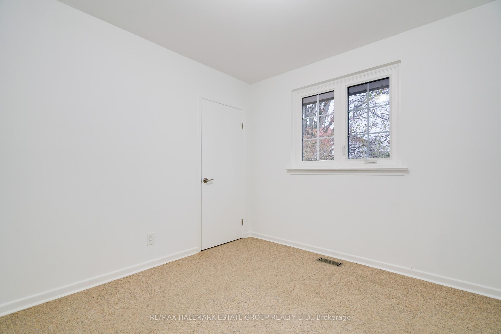 36 Castor Cres, Toronto, ON M1G3R2 | 3 Bedroom 2 Bathroom Detached House | Image 15