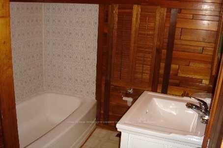 5 Cartier Cres, Toronto, ON M1P3N7 | 3 Bedroom 2 Bathroom Detached House | Image 6