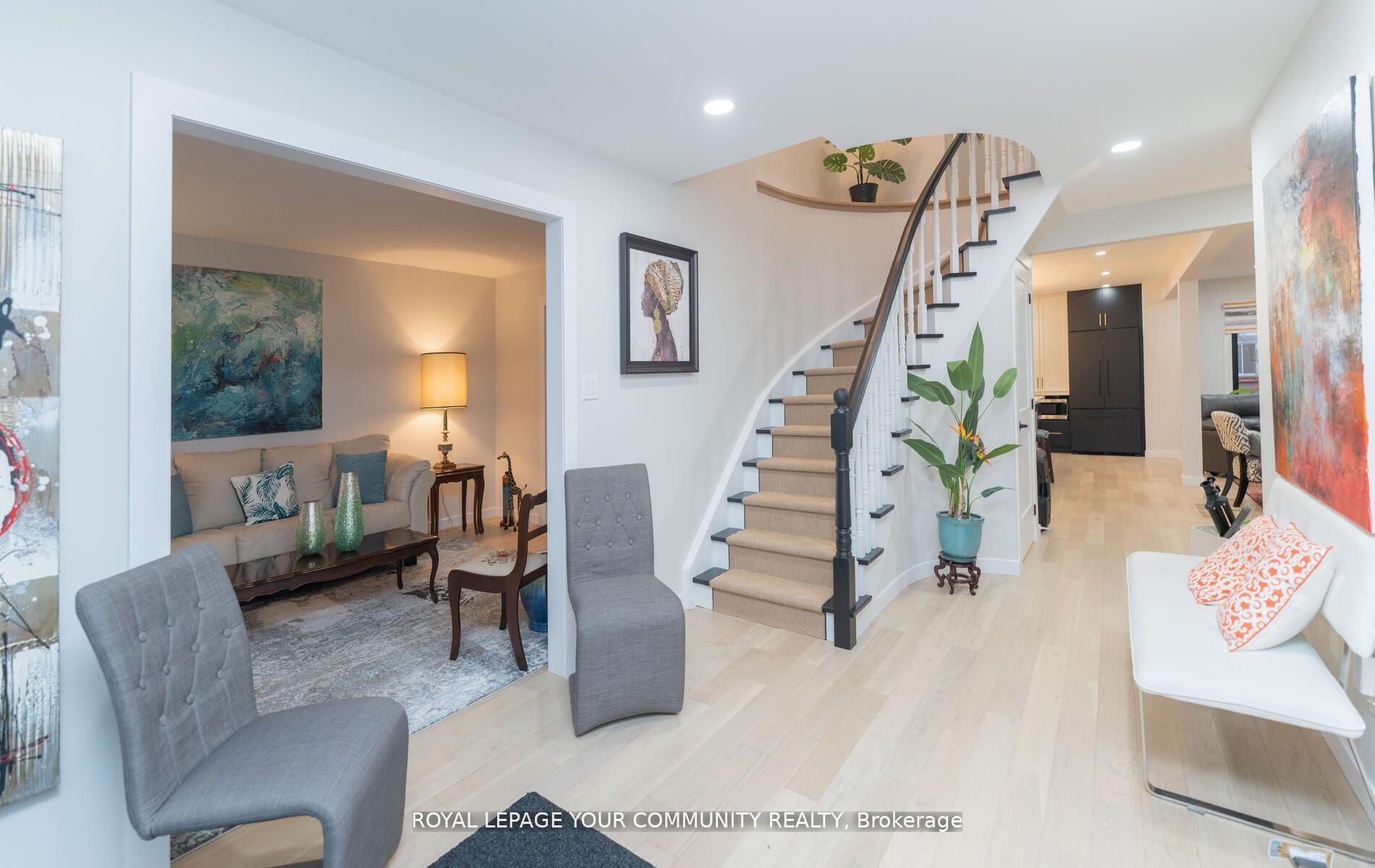 124 Manse Rd, Toronto, ON M1E3V1 | 4 Bedroom 5 Bathroom Detached House | Image 2