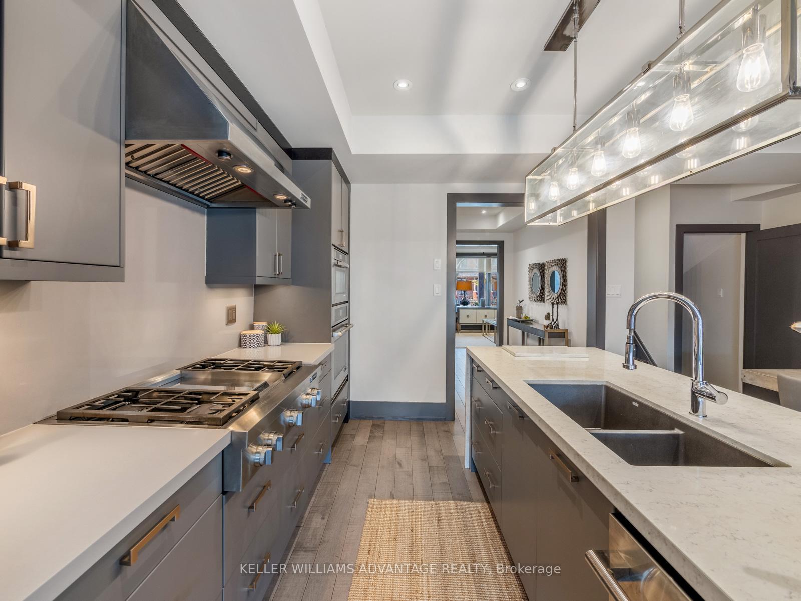 25 Winners Circ, Toronto, ON M4L3Y7 | 3 Bedroom 4 Bathroom Detached House | Image 10