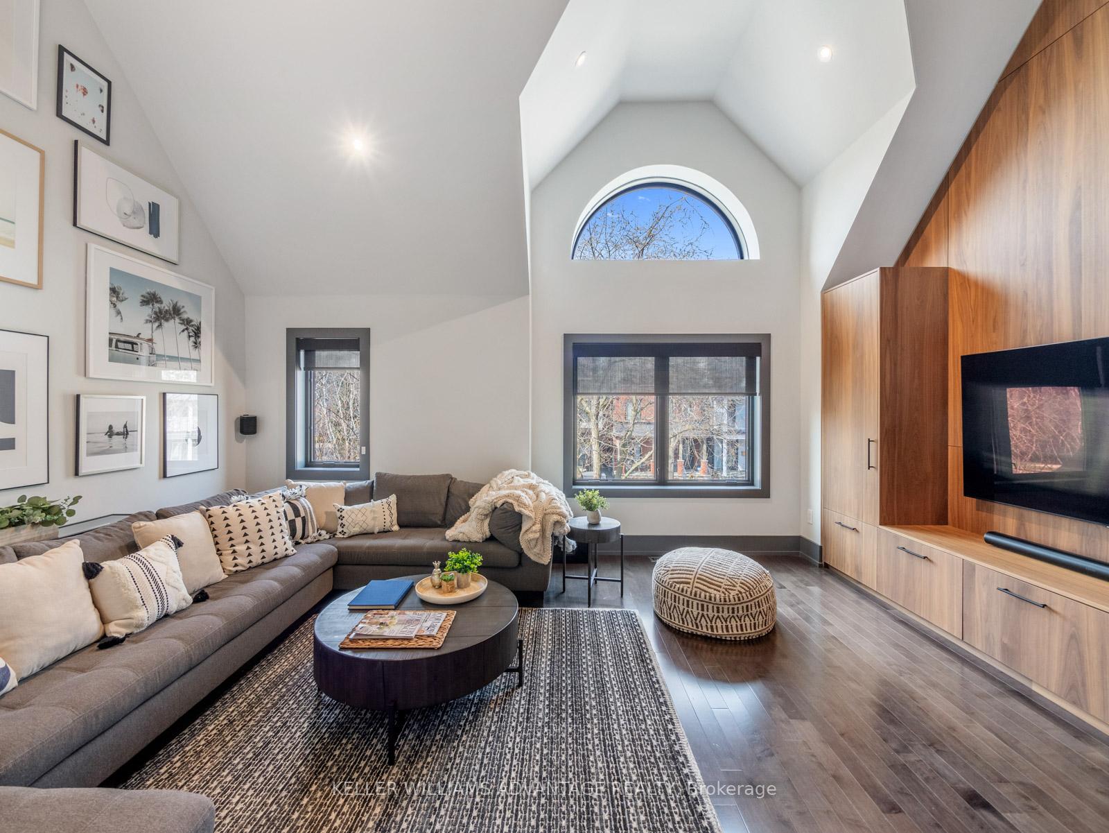 25 Winners Circ, Toronto, ON M4L3Y7 | 3 Bedroom 4 Bathroom Detached House | Image 17