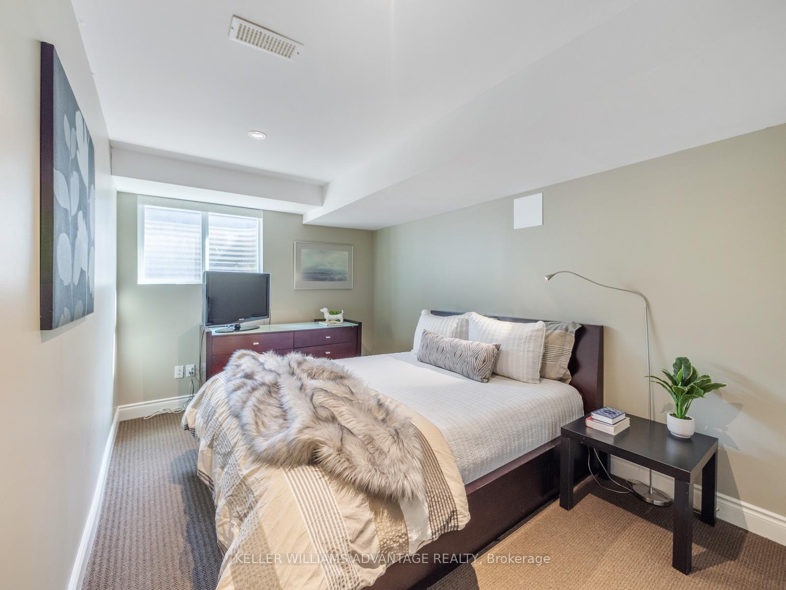 25 Winners Circ, Toronto, ON M4L3Y7 | 3 Bedroom 4 Bathroom Detached House | Image 35