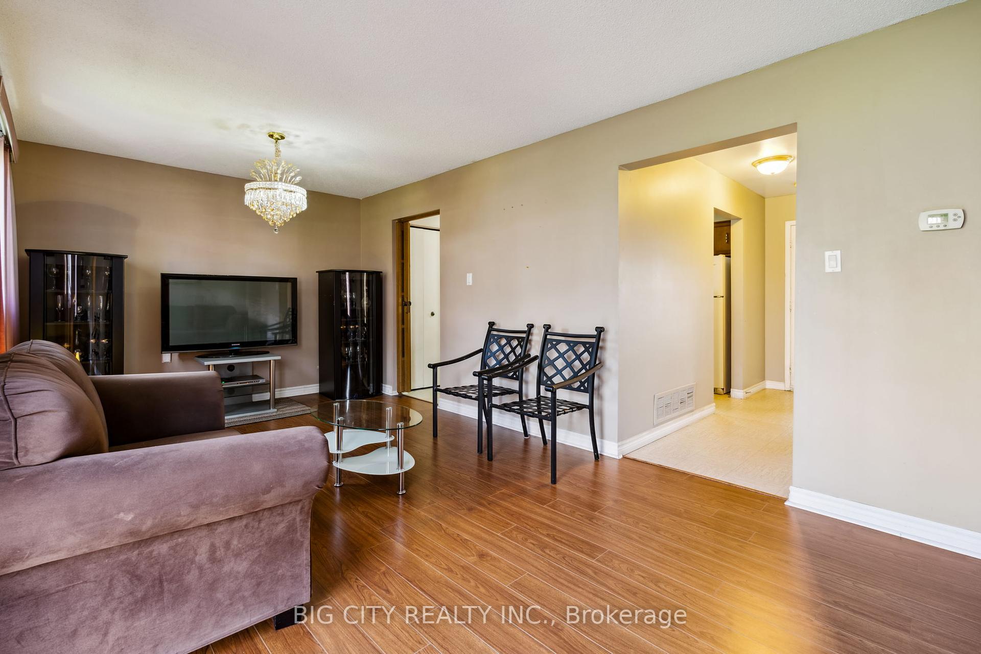 193 John Tabor Tr, Toronto, ON M1B2R3 | 3 Bedroom 2 Bathroom Detached House | Image 13