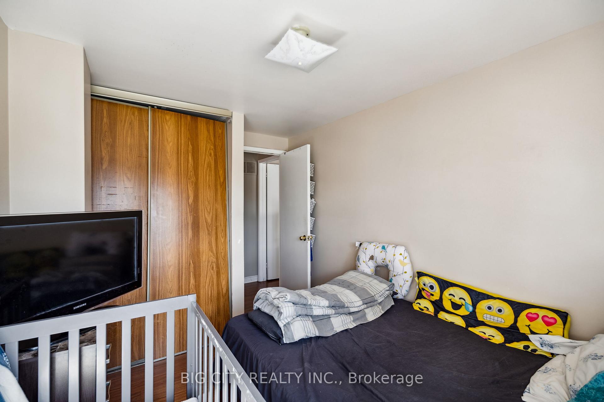 193 John Tabor Tr, Toronto, ON M1B2R3 | 3 Bedroom 2 Bathroom Detached House | Image 18