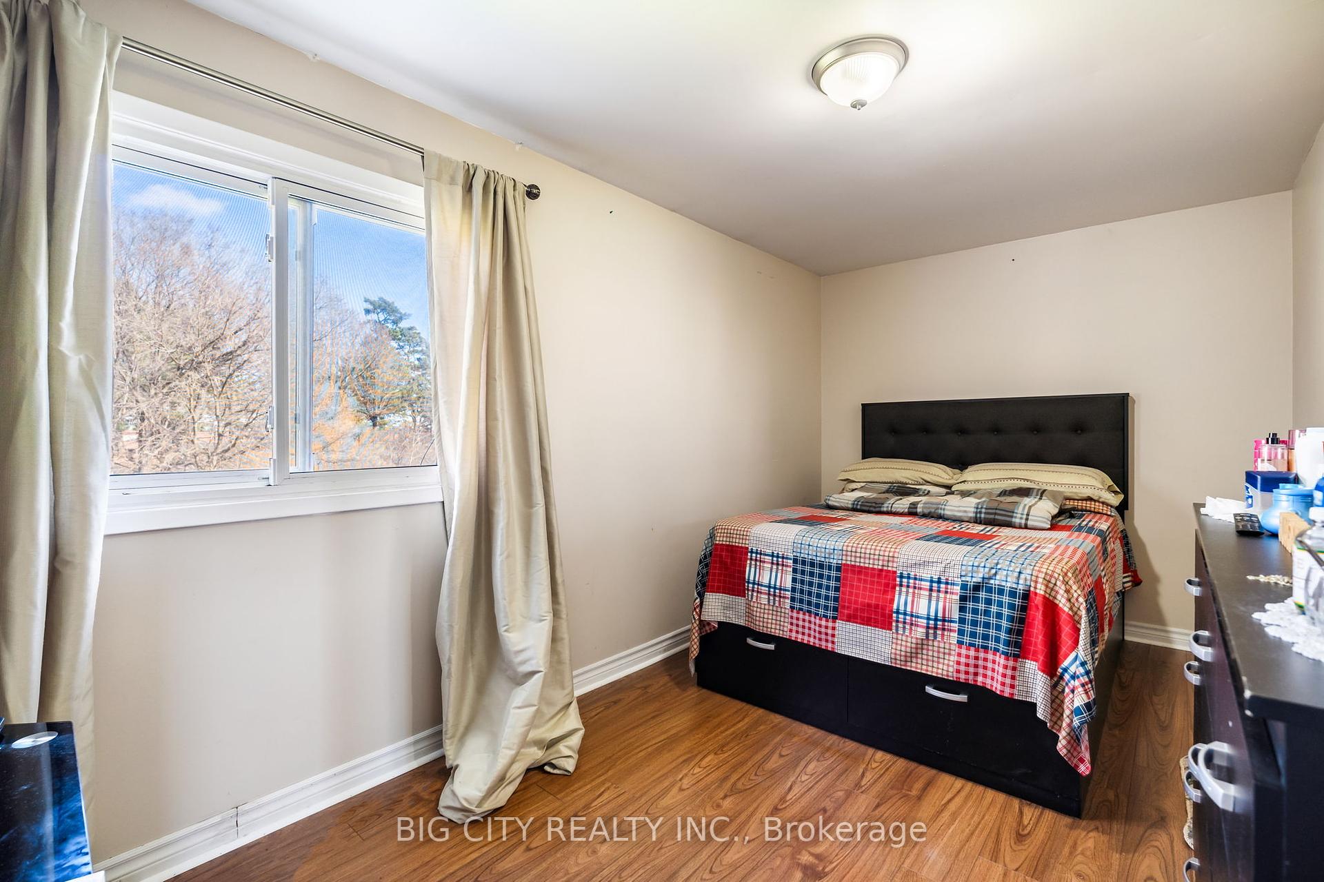 193 John Tabor Tr, Toronto, ON M1B2R3 | 3 Bedroom 2 Bathroom Detached House | Image 20