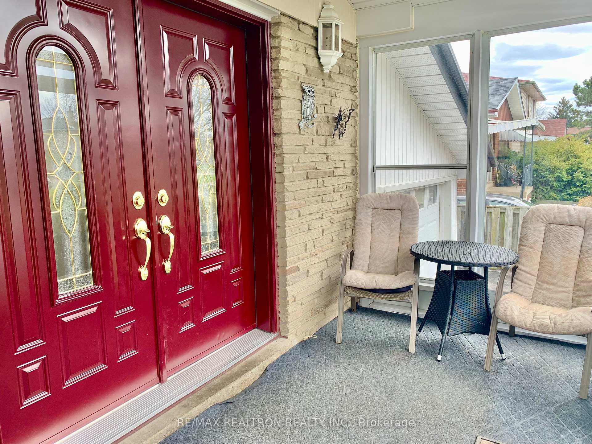 429 Brimorton Dr, Toronto, ON M1H2E4 | 3 Bedroom 2 Bathroom Detached House | Image 3