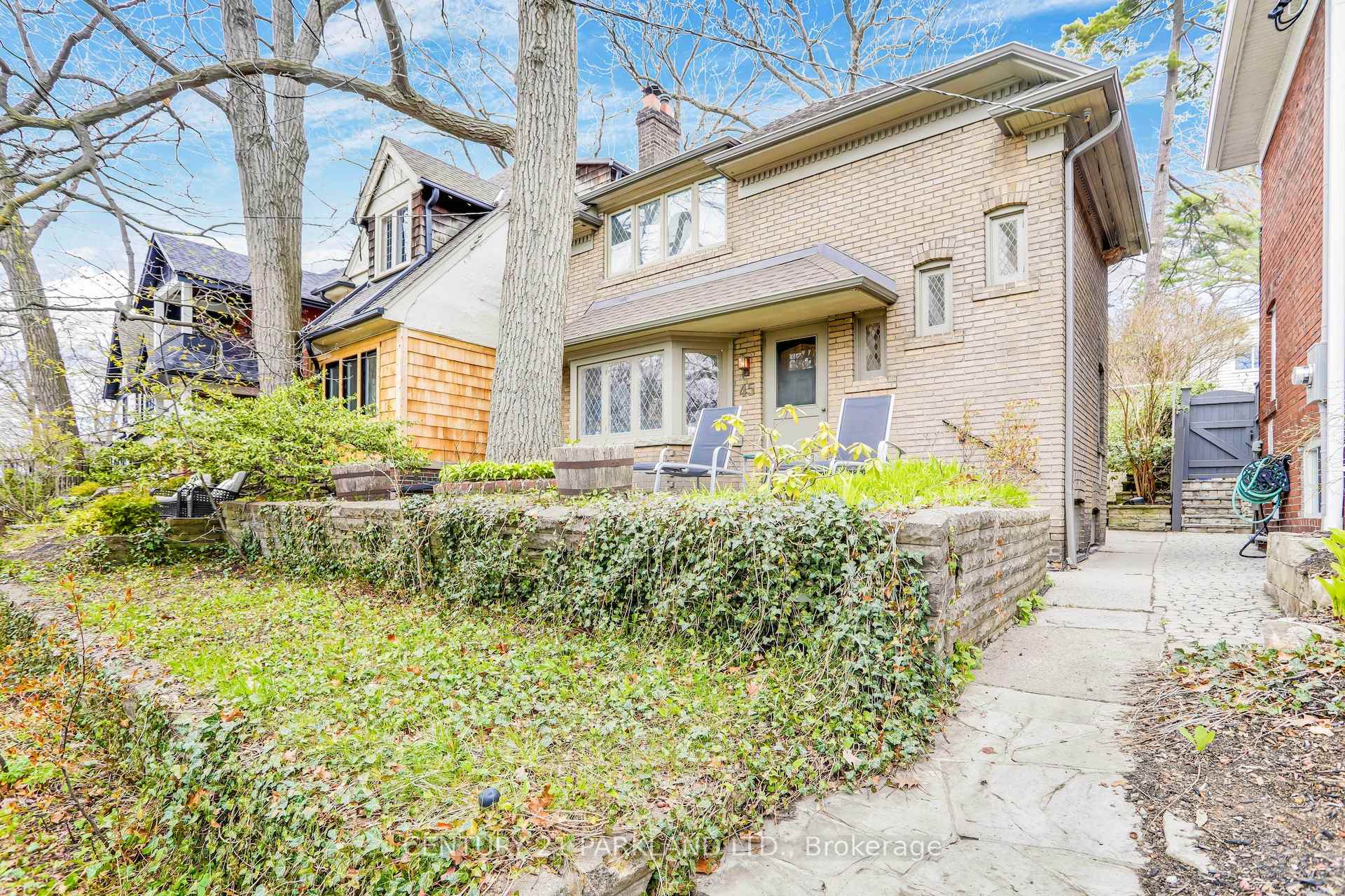 45 Pine Cres, Toronto, ON M4E1L3 | 3 Bedroom 2 Bathroom Detached House | Image 1