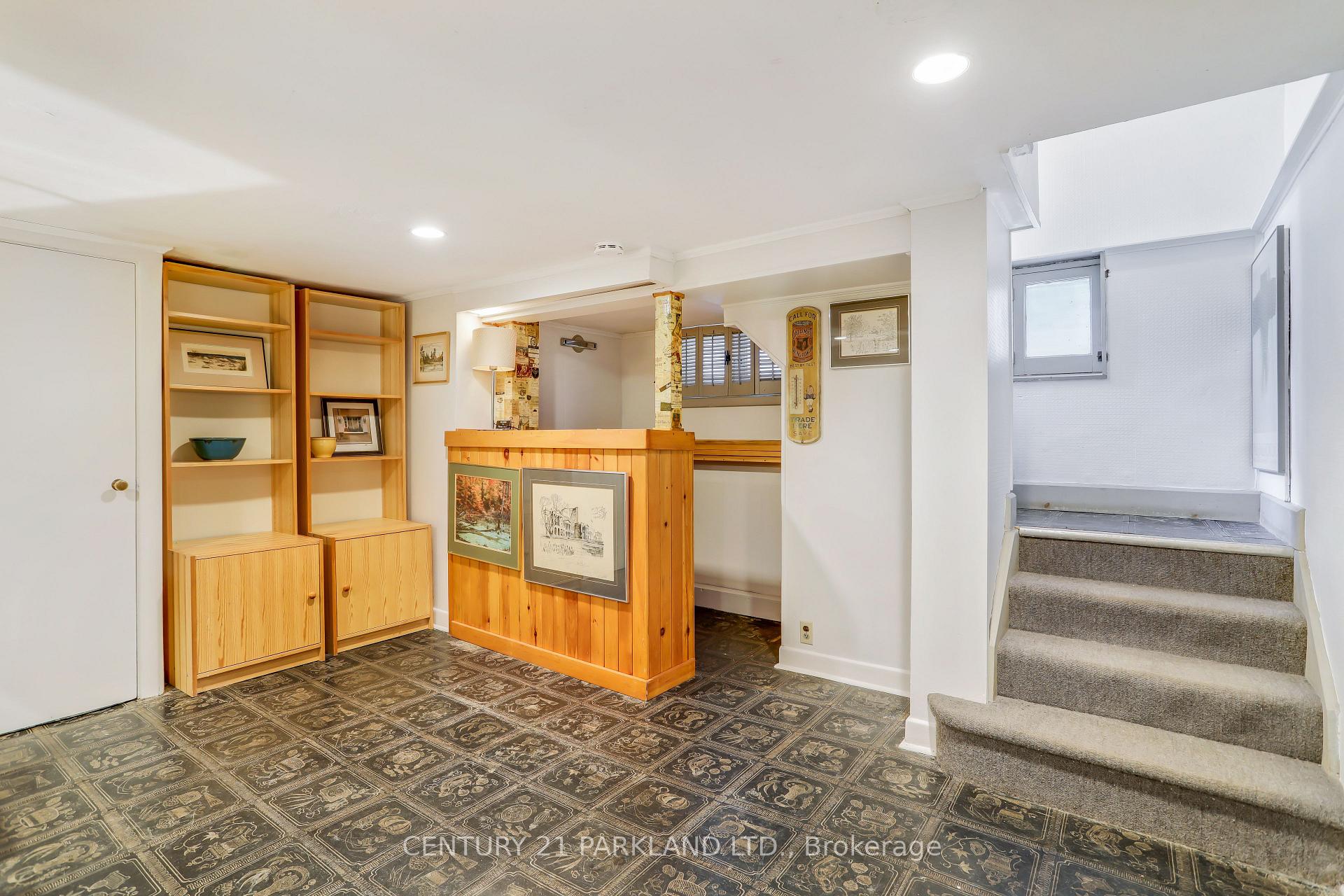 45 Pine Cres, Toronto, ON M4E1L3 | 3 Bedroom 2 Bathroom Detached House | Image 23