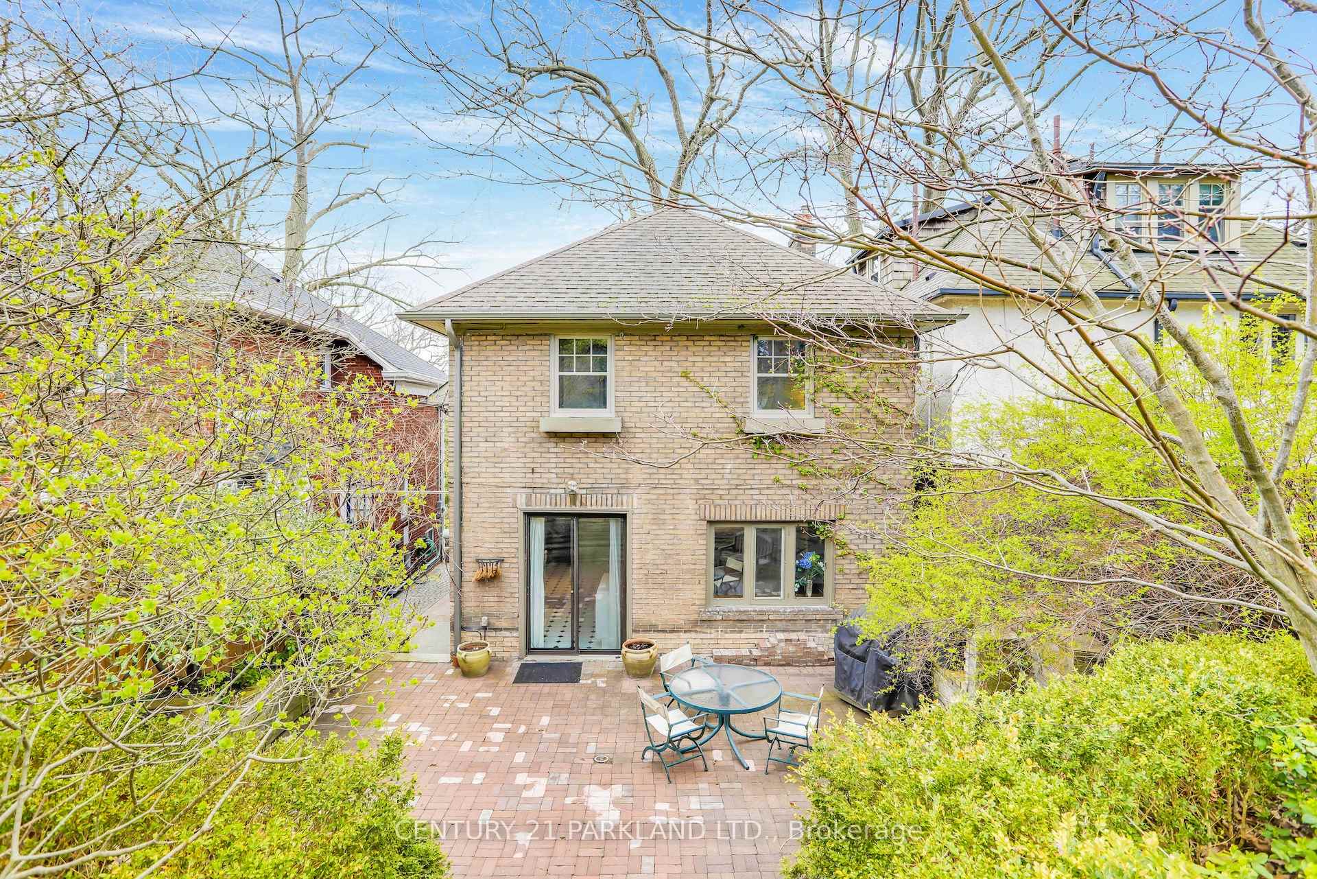 45 Pine Cres, Toronto, ON M4E1L3 | 3 Bedroom 2 Bathroom Detached House | Image 26