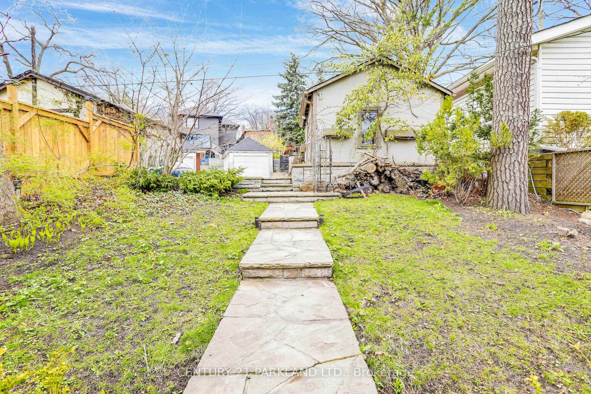 45 Pine Cres, Toronto, ON M4E1L3 | 3 Bedroom 2 Bathroom Detached House | Image 29