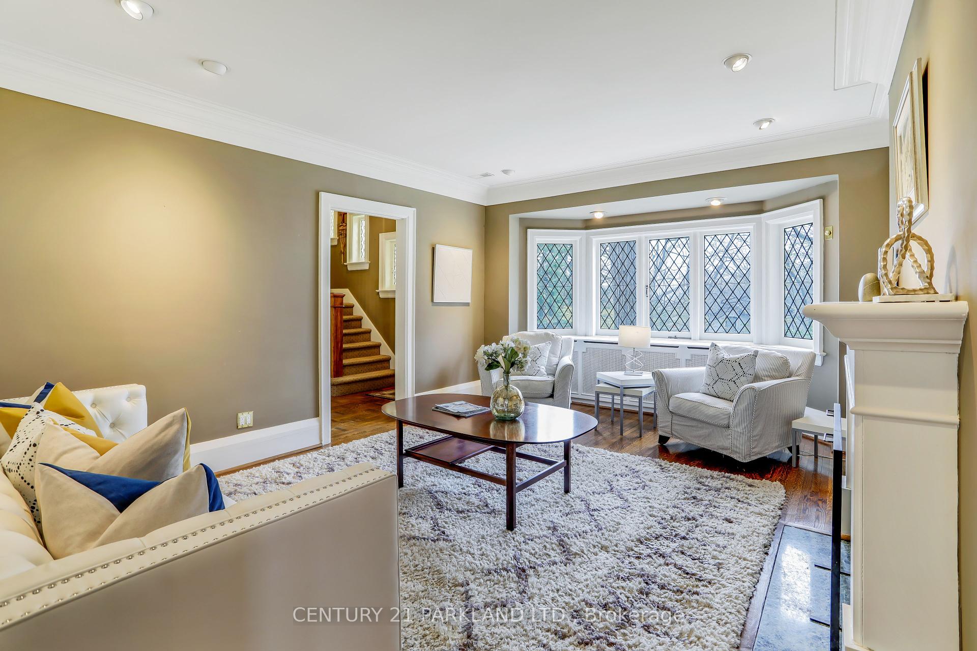 45 Pine Cres, Toronto, ON M4E1L3 | 3 Bedroom 2 Bathroom Detached House | Image 4