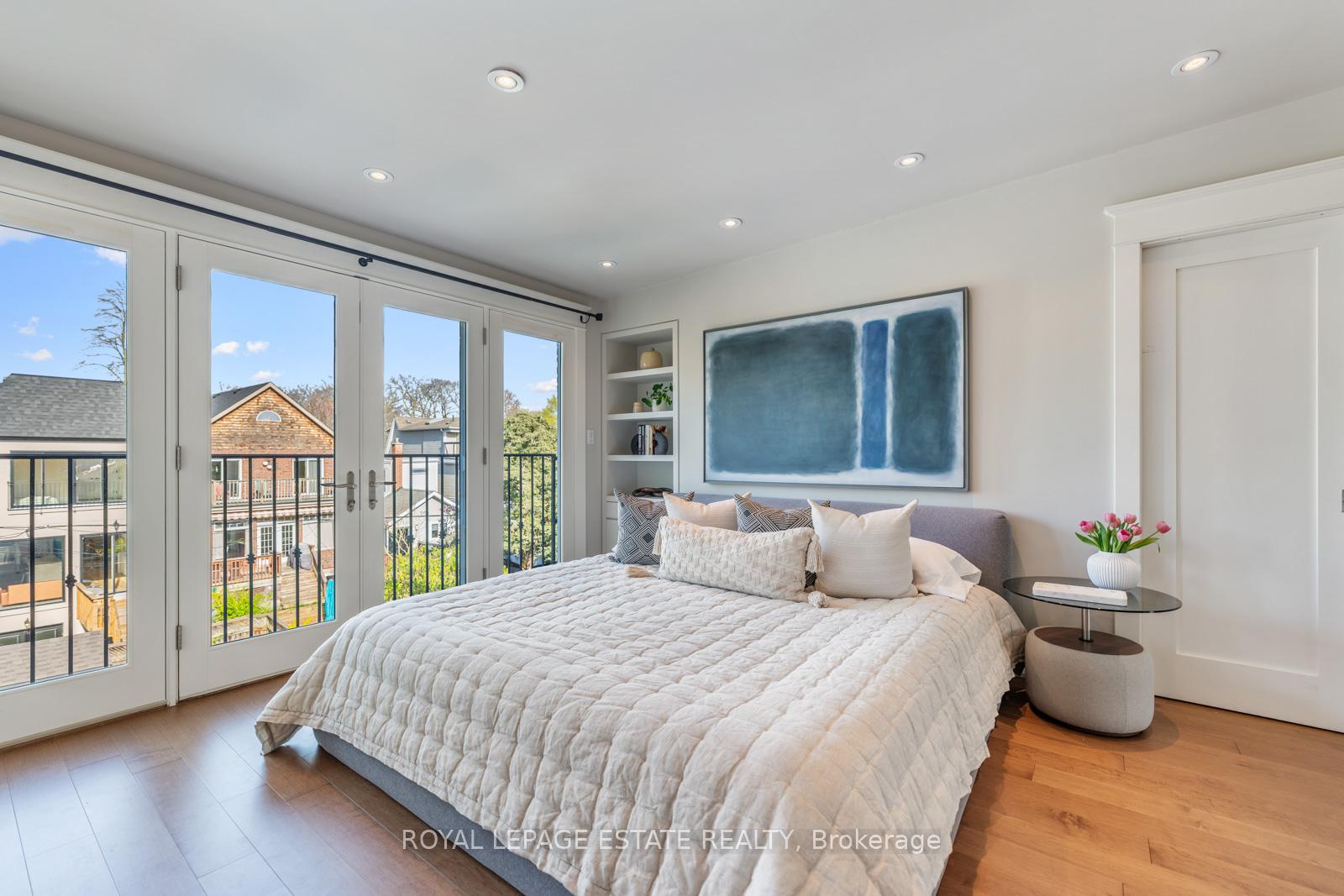 49 Kenilworth Ave, Toronto, ON M4L3S4 | 4 Bedroom 3 Bathroom Detached House | Image 21