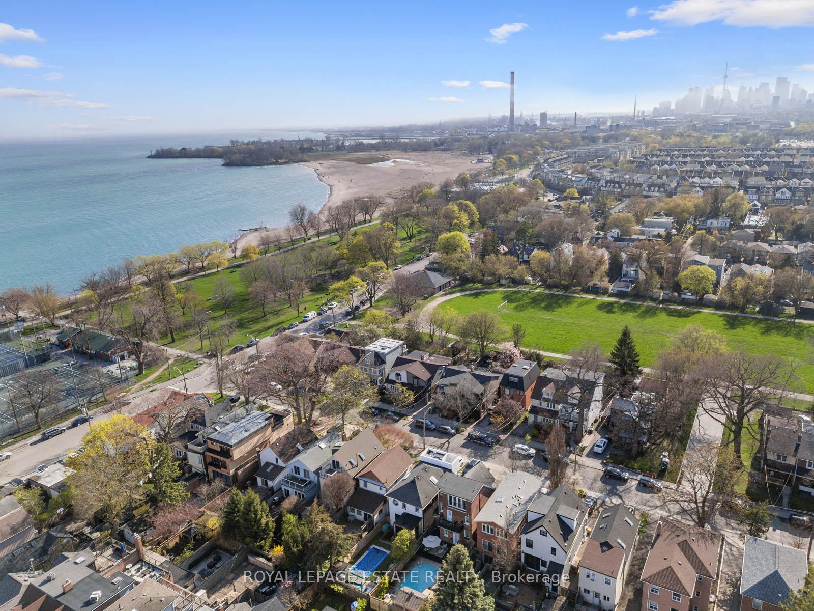 49 Kenilworth Ave, Toronto, ON M4L3S4 | 4 Bedroom 3 Bathroom Detached House | Image 36