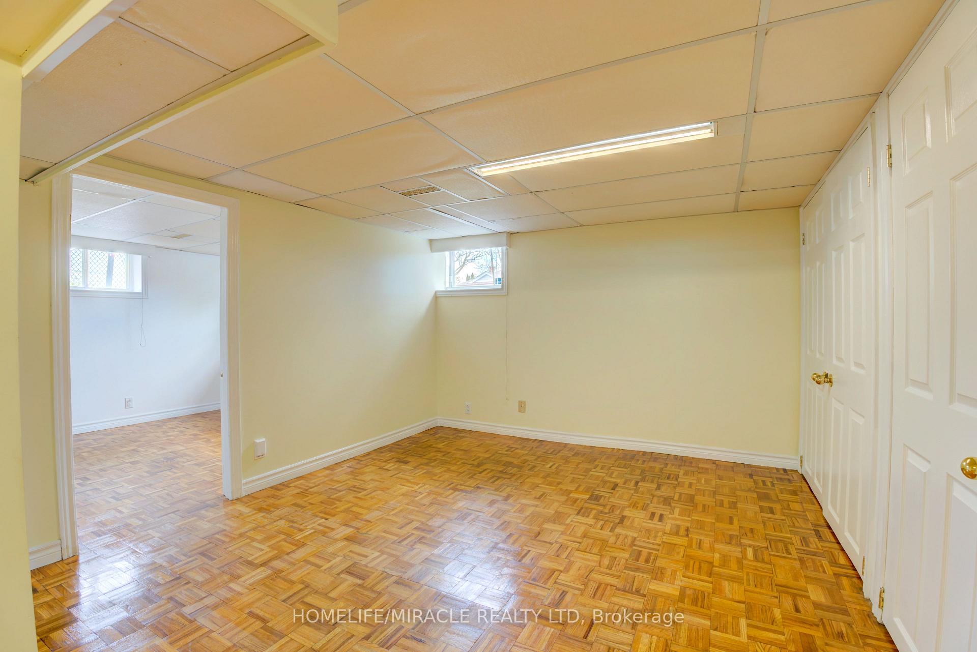 24 Ivanhoe Crt, Toronto, ON M1R3G9 | 3 Bedroom 2 Bathroom Detached House | Image 27