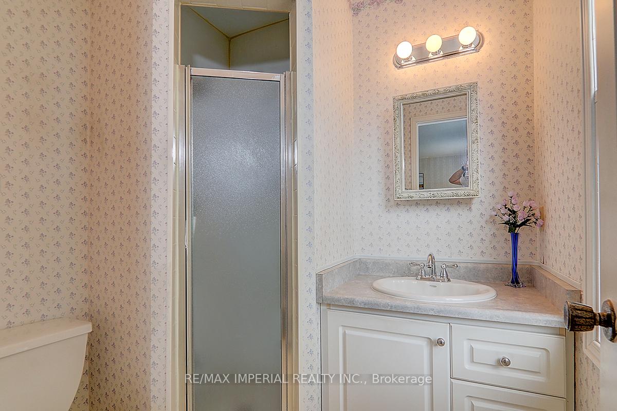 33 Longbow Sq, Toronto, ON M1W2W6 | 4 Bedroom 4 Bathroom Detached House | Image 25