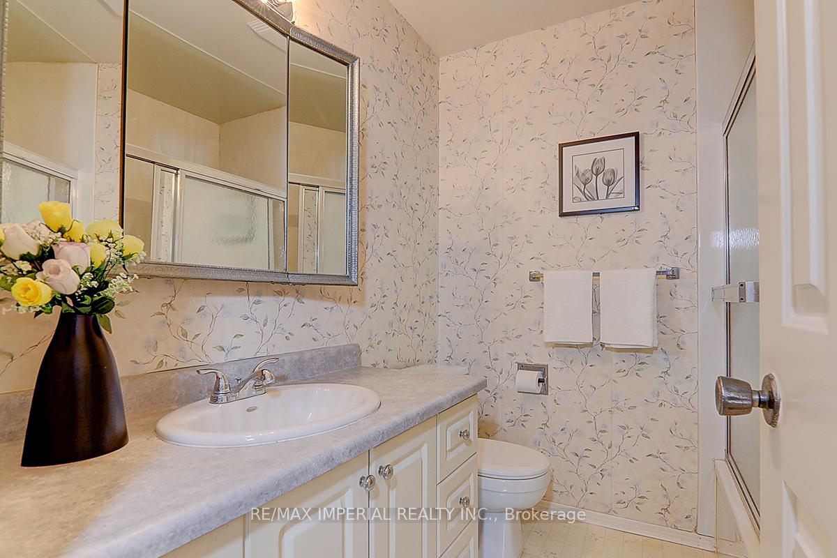 33 Longbow Sq, Toronto, ON M1W2W6 | 4 Bedroom 4 Bathroom Detached House | Image 31