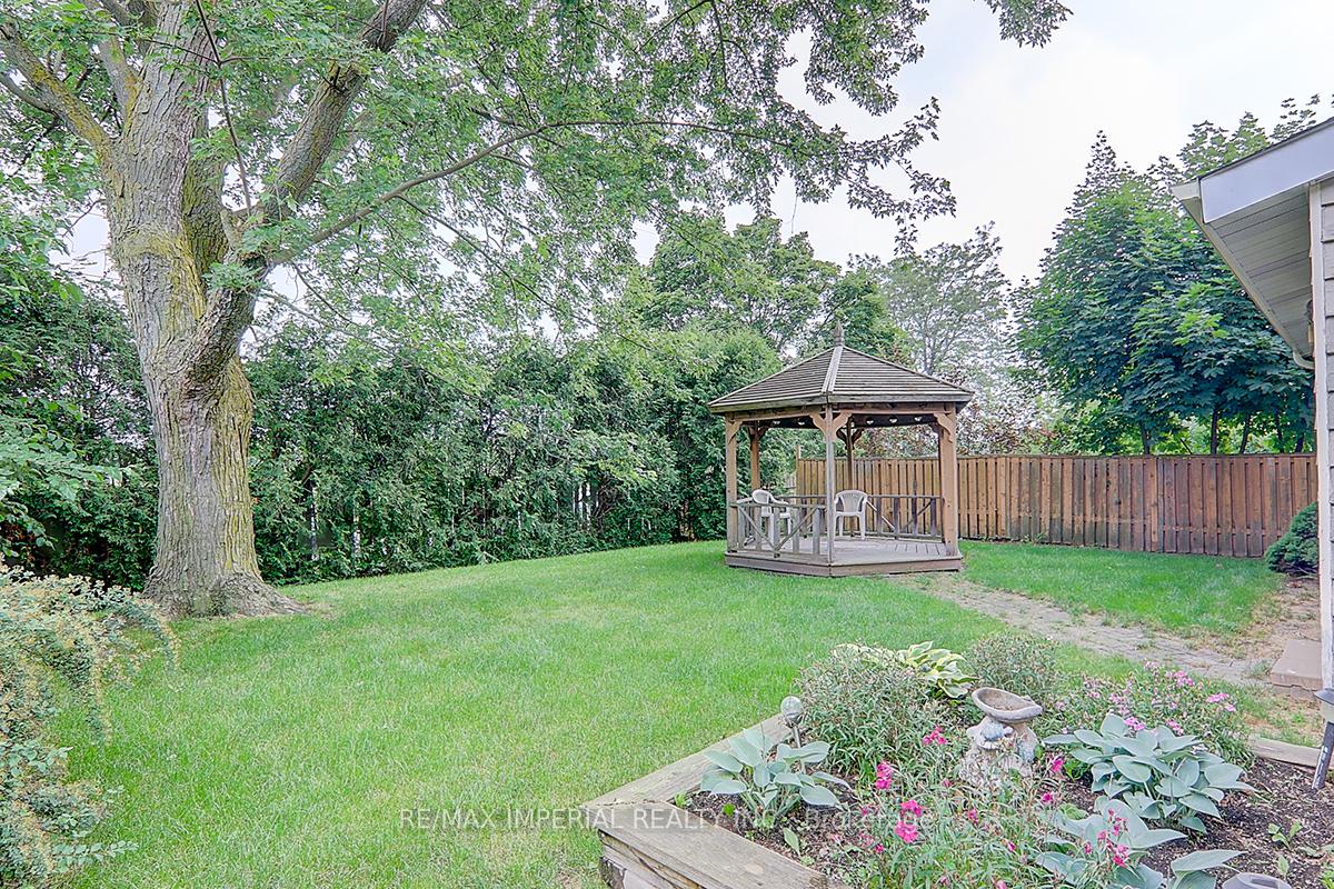 33 Longbow Sq, Toronto, ON M1W2W6 | 4 Bedroom 4 Bathroom Detached House | Image 5