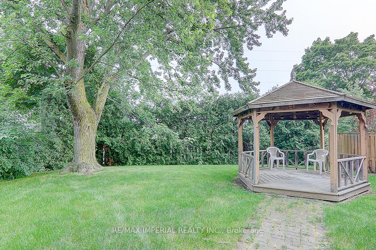 33 Longbow Sq, Toronto, ON M1W2W6 | 4 Bedroom 4 Bathroom Detached House | Image 8