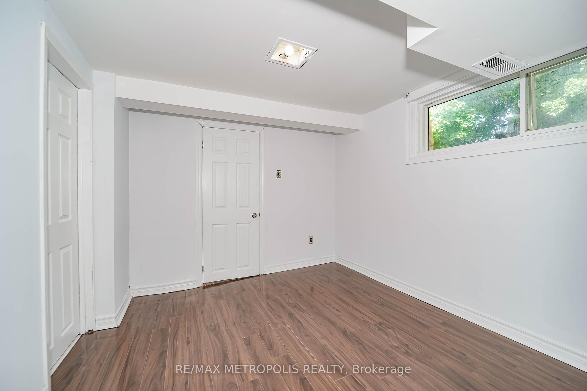 59 Grassington Cres, Toronto, ON M1G1X4 | 3 Bedroom 3 Bathroom Detached House | Image 33