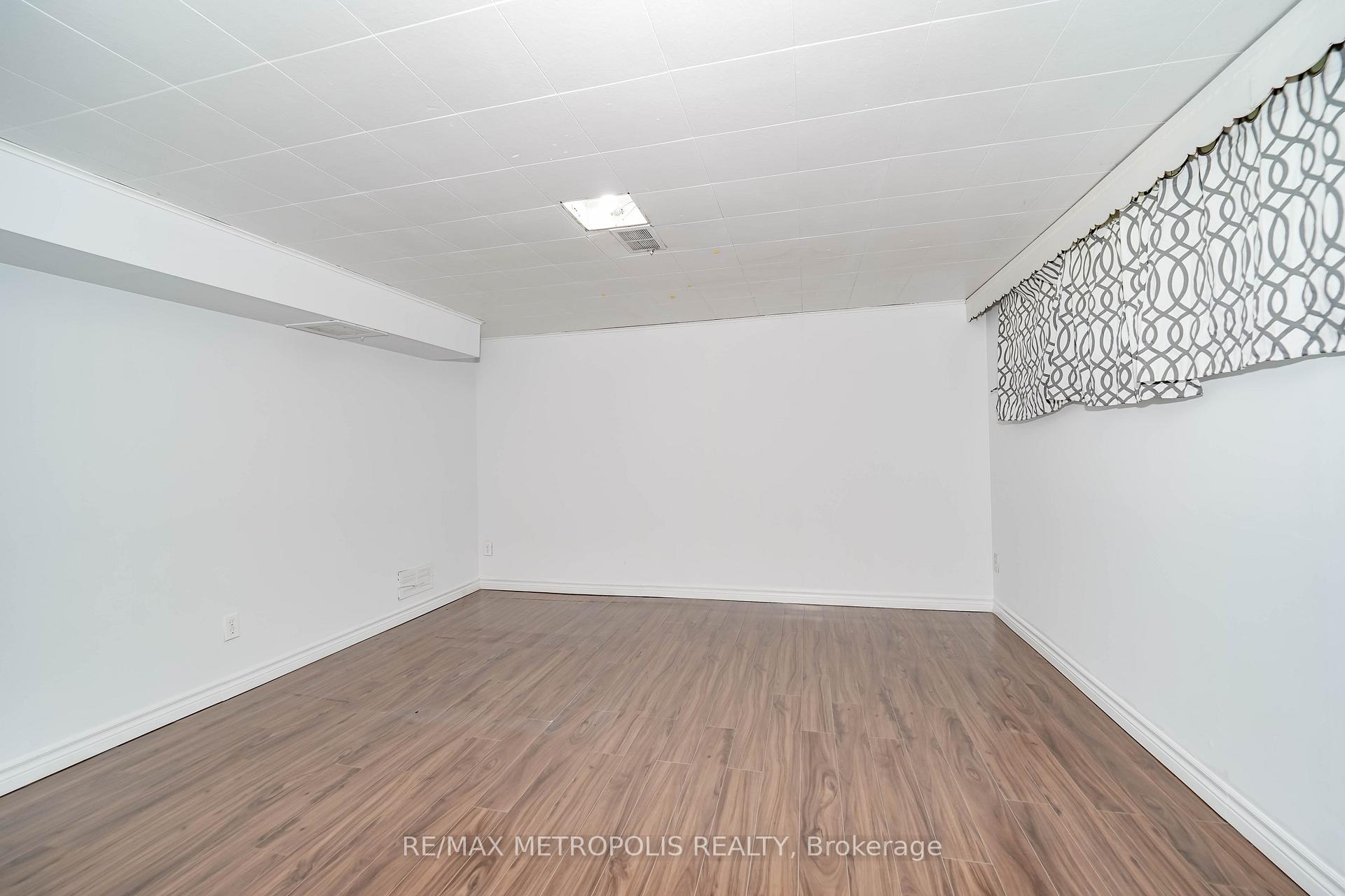 59 Grassington Cres, Toronto, ON M1G1X4 | 3 Bedroom 3 Bathroom Detached House | Image 39