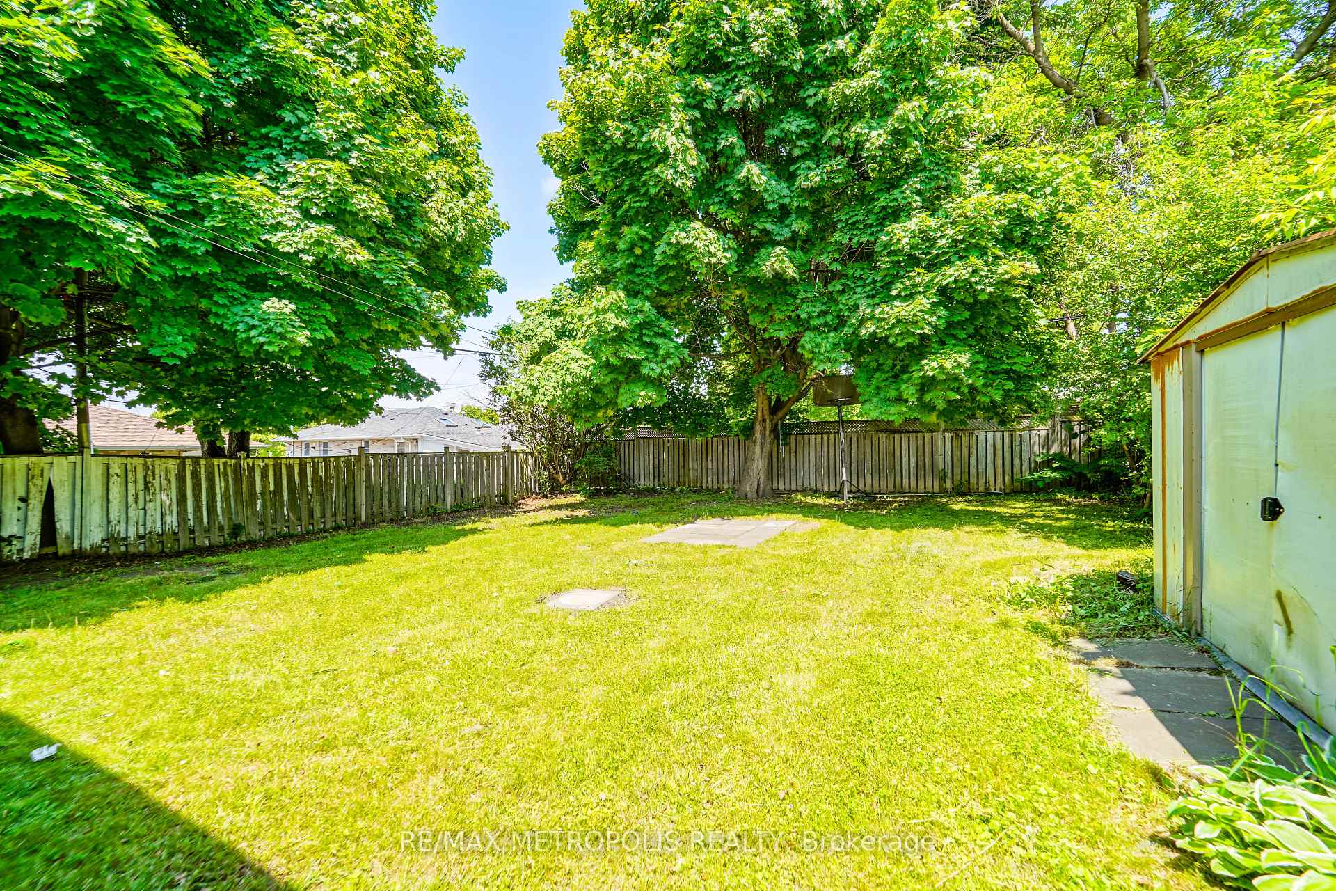 59 Grassington Cres, Toronto, ON M1G1X4 | 3 Bedroom 3 Bathroom Detached House | Image 5