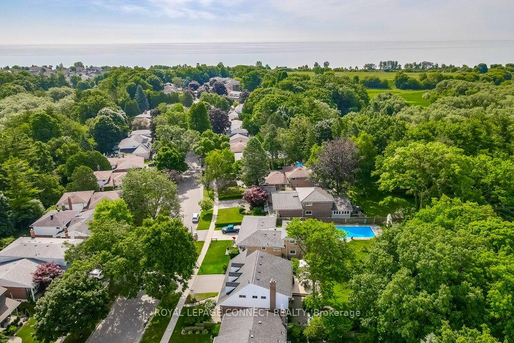 42 Holmcrest Tr, Toronto, ON M1C1V5 | 4 Bedroom 4 Bathroom Detached House | Image 31